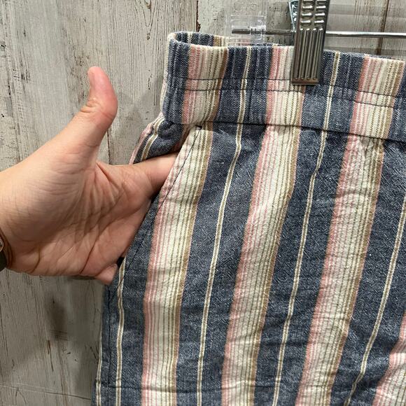 JCrew Stripe Pink Gray Linen Blend Pull On Shorts Pockets Womens 10 - Picture 3 of 7